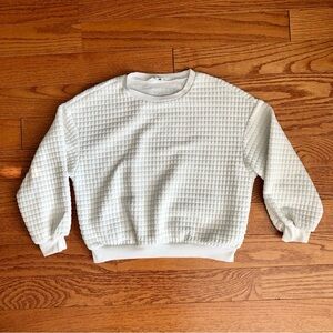 JNSQ Quilted Crewneck Long Sleeve Casual Unlined White Top Girl’s Size 10